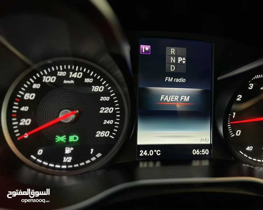 المميزة كلياً لاصحاب الذوق الرفيع c180 كوبيه 2016 بيع او بدل