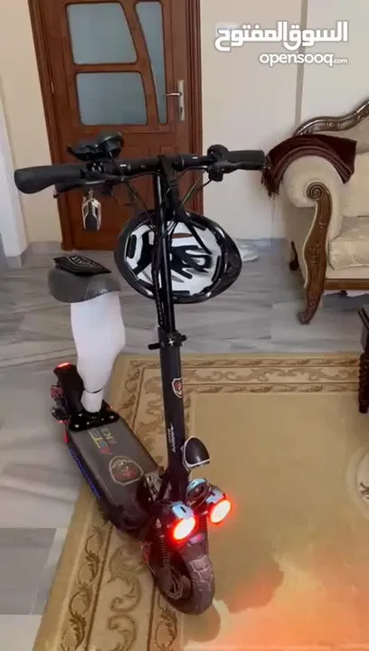 سكوتر كهربائي موديل 2024 نوع e10 برو ماكس