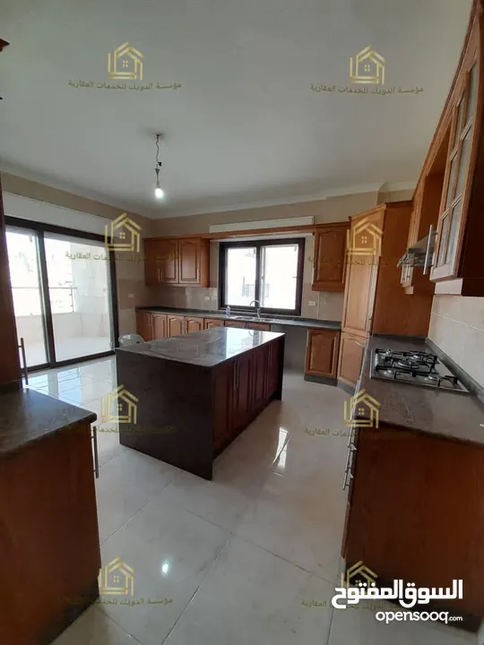شقة لم تسكن - دير غبار - 4نوم 2ماستر - 325م - بلكونتين بإطلالــــه مميزة - تستحق المشاهدة