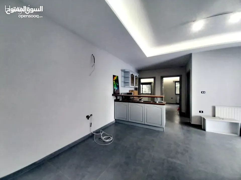 شقة دوبلكس غير مفروشة للايجار في عبدون  ( Property 32330 ) سنوي فقط