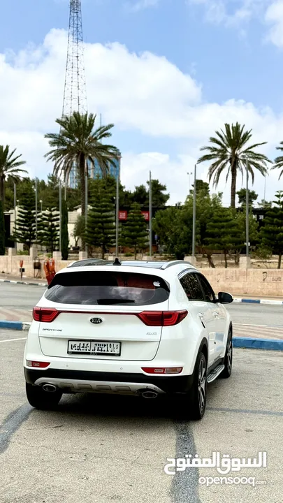 سبورتاج فل الفل مسكر بنوراما ماتور 2000 دفع رباعي 2017