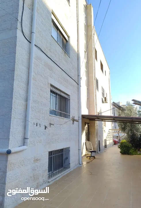عمارة سكنية خاصة للبيع 3 طوابق للبيع في شفا بدران قرب شركة الكهرباء والدرك على 3 شوارع