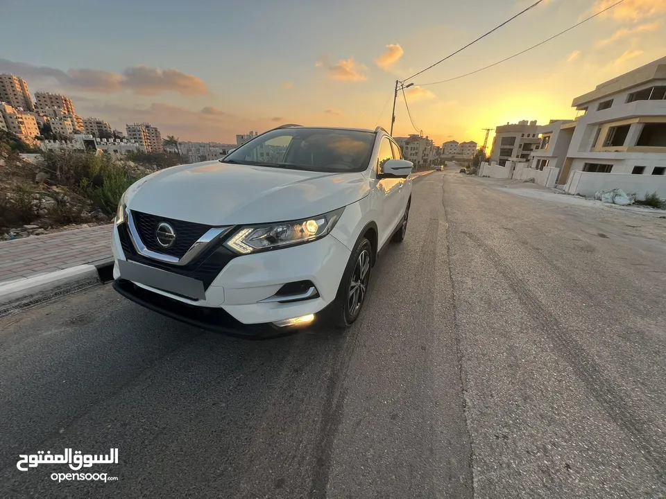 نيسان قشقاي فل اضافات 2018  بانوراما للبيع او البدل