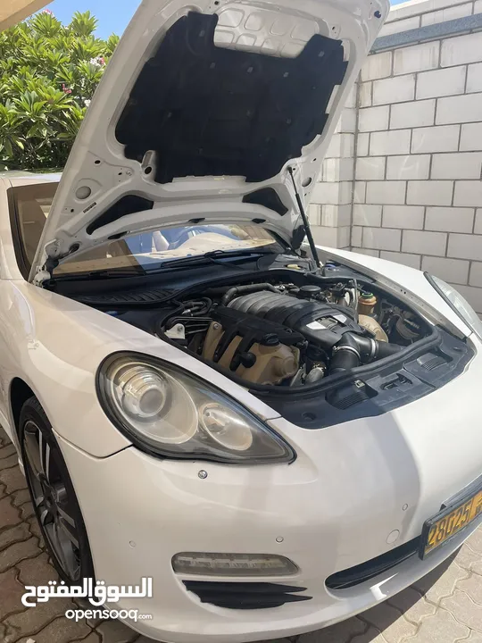 Porsche Panamera 4S 4.8 V8