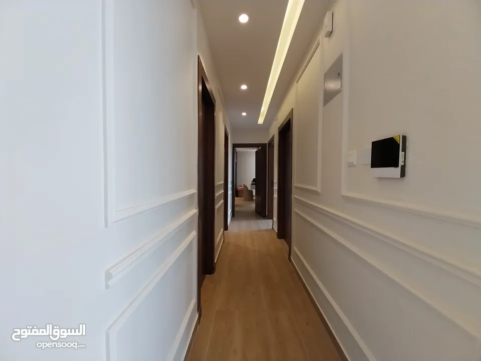 شقة للايجار في دير غبار ( Property 35978 ) سنوي فقط