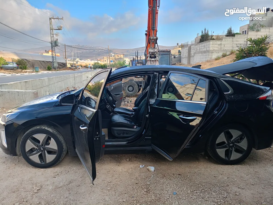 هونداي ايونك مميز