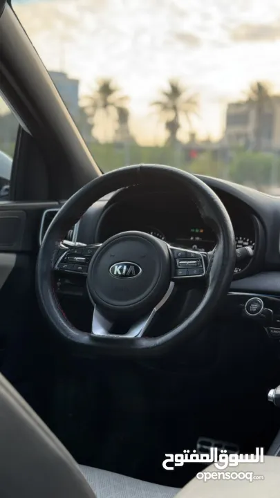 Kia sportage 22/21