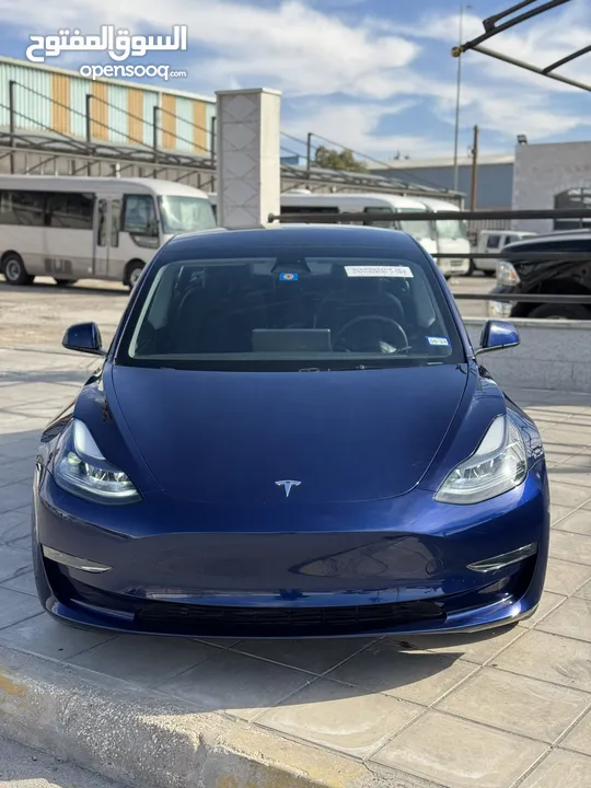 Tesla model 2023 85B+فحص كامل اتوسكور يتوفر تشكيلة كبيرة عدة ألوان