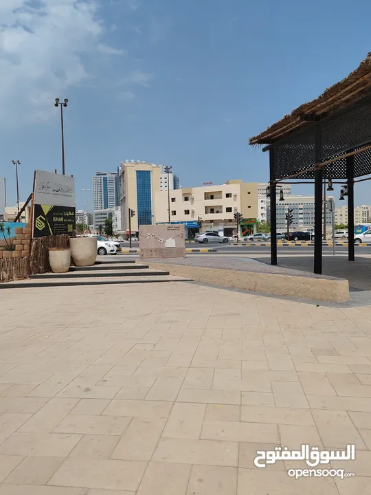 بيت عربي للبيع في عجمان موقع مميز مقابل المتحف ومحطه باص شارع قار Home for sale in ajman