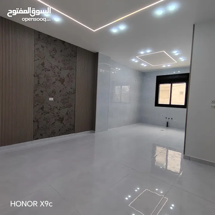 شقق للبيع في إربد الحي الشرقي نادي الضباط