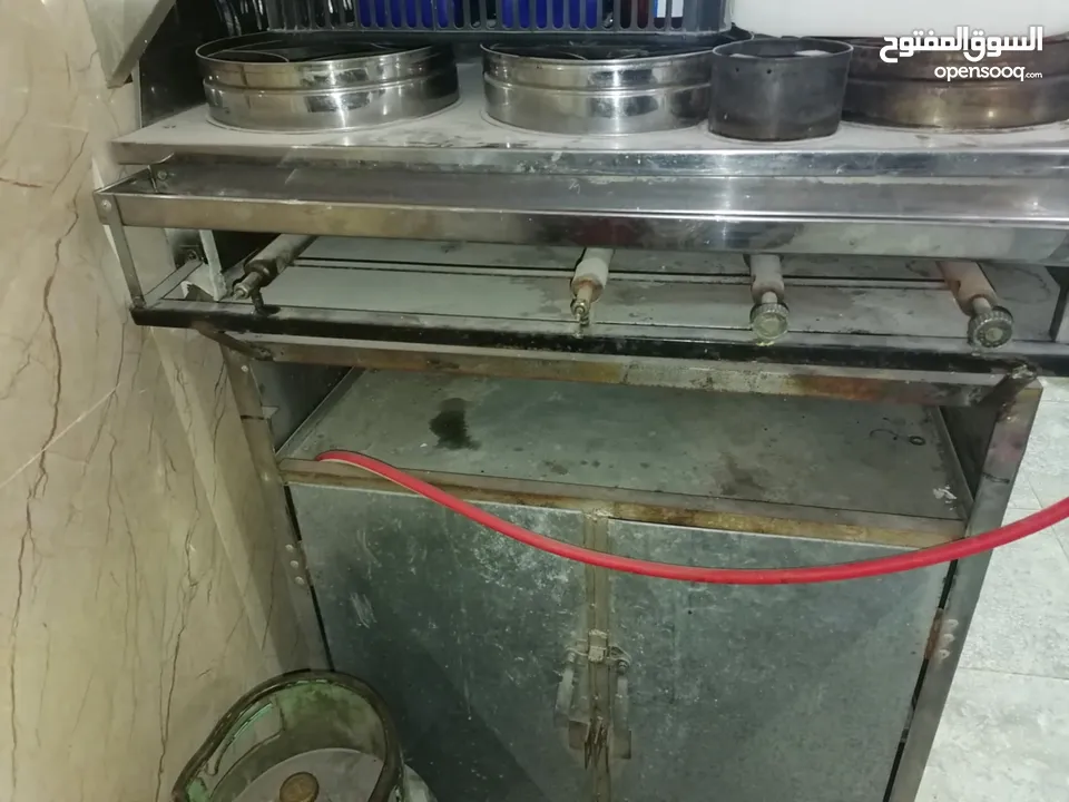 ثلاجه عمود باب واحد فريزر بطح موفر  وغاز قهوة عالي وطاولة رخام بسعر حرق ....................
