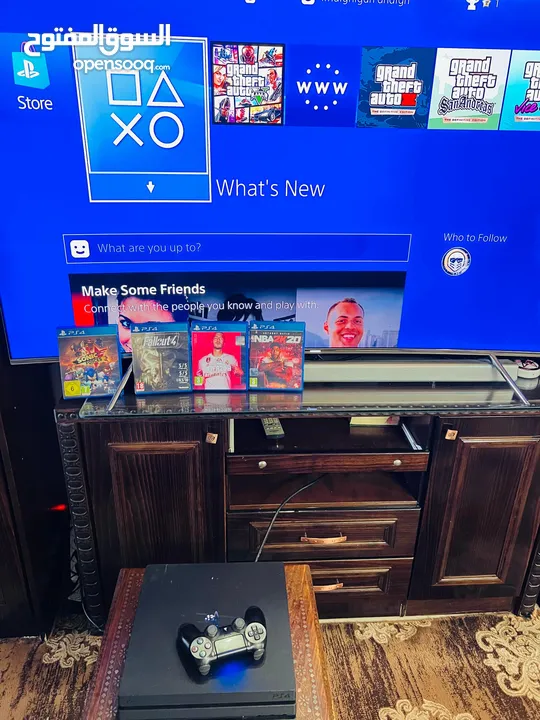 Playstation 4 Pro  بلاستيشن 4 برو