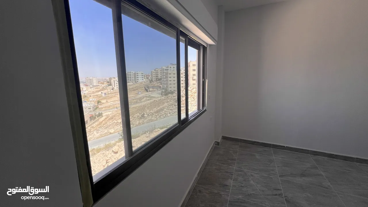 شقق فاخره للبيع الزرقاء الجديده شارع الونك ( الكرامه ) بسعر مميز جدا