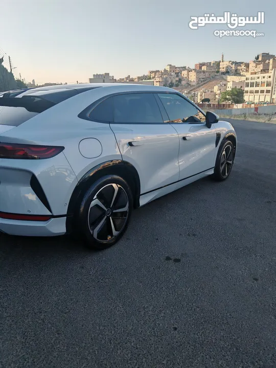 BYD SONG L        2023
