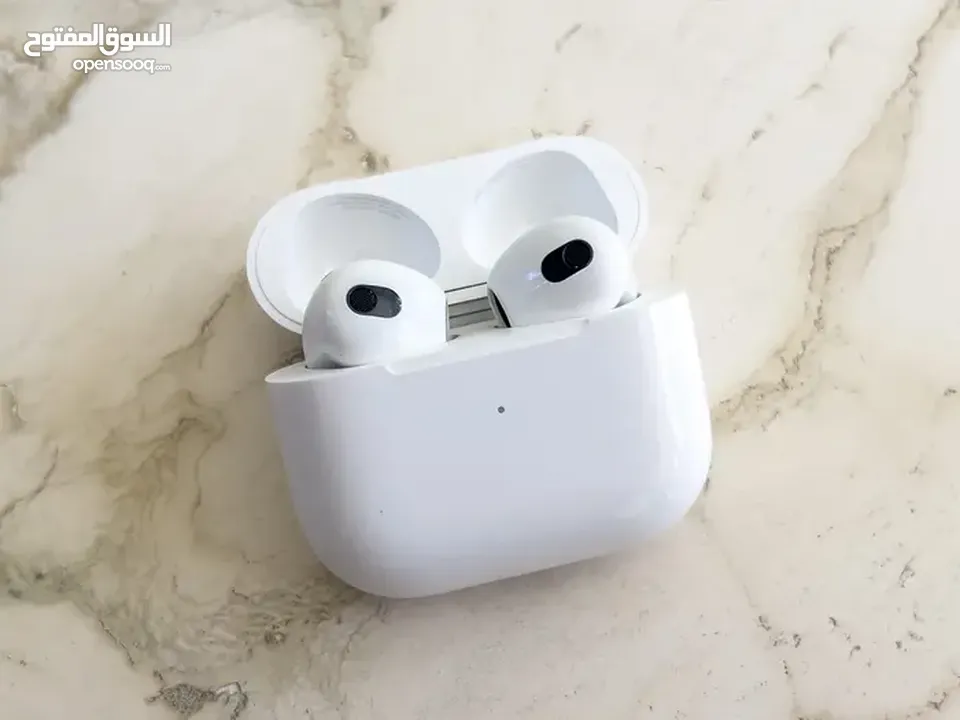 سماعات Airpods 3 درجة أولى صناعة أمريكية من شركة أبل