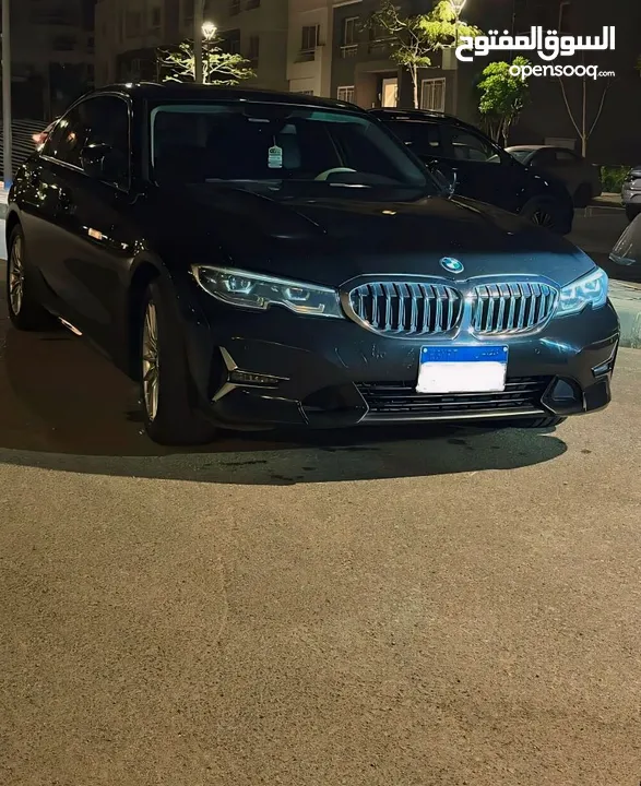 ‏BMW 320I Luxury