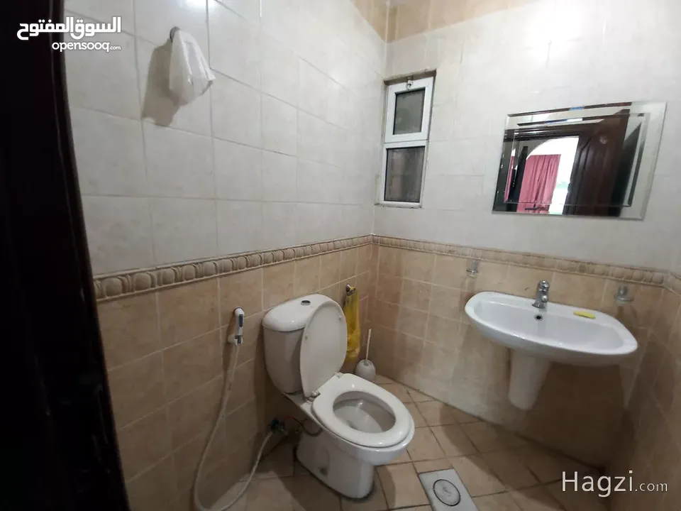 شقة غير مفروشة للإيجار 180م2 ( Property 15717 ) سنوي فقط