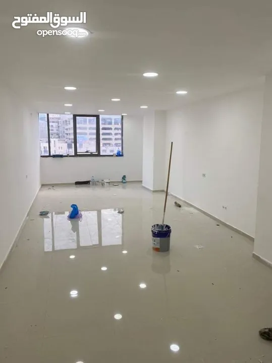 مكتبين جنب بعض 61 و 53 منر