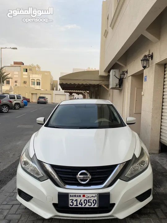 Nissan  Altima 2018