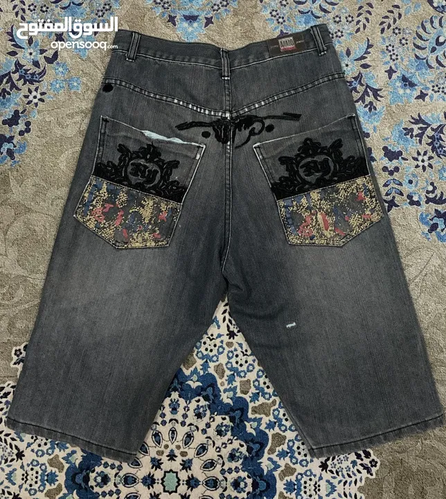 Vintage jeans & shirtsالسعر بالخاص