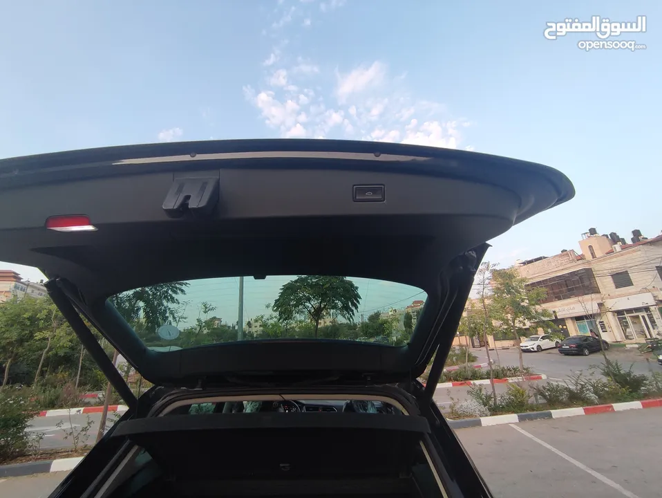 تيجوان محرك2000بنزين دفع رباعي فل مسكر اضافات للبيع بسعر مغري