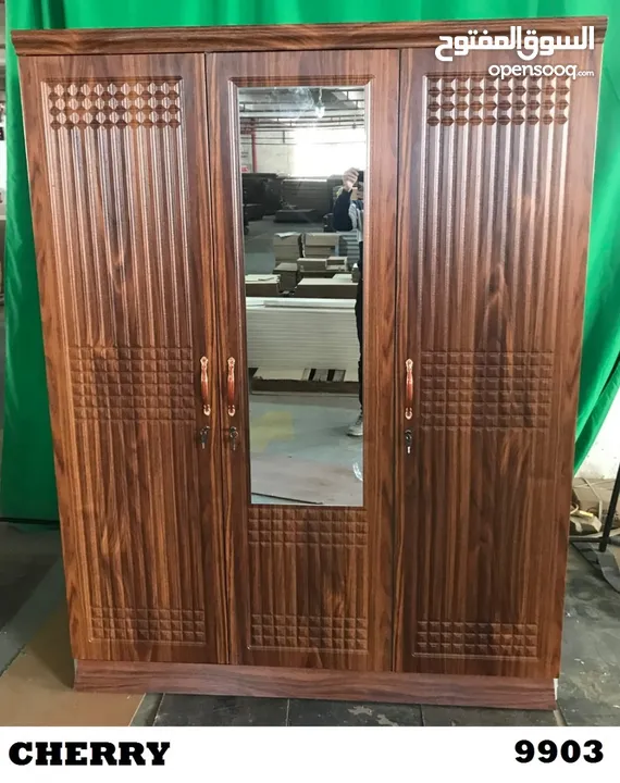 3 doors cupboard . (1.5m)