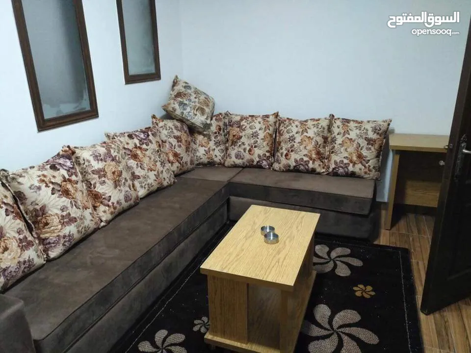 ستوديو للإيجار شارع الجامعه من المالك مباشرة