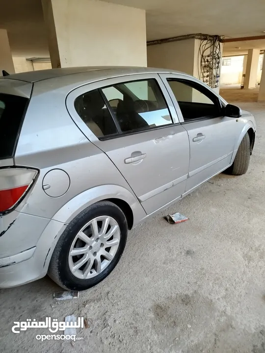 اوبل استرا 2006 للبيع بسعر مرتب معني