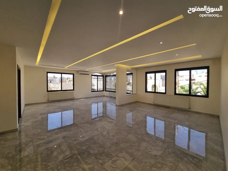 شقة شبه مفروشة للايجار في عبدون  ( Property 38856 ) سنوي فقط