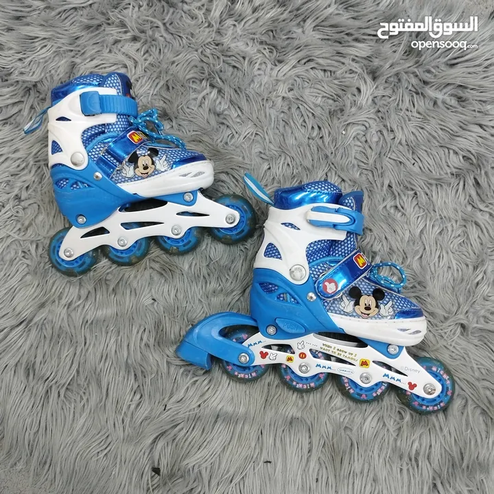 أكسسوارات وخوذ للبيع