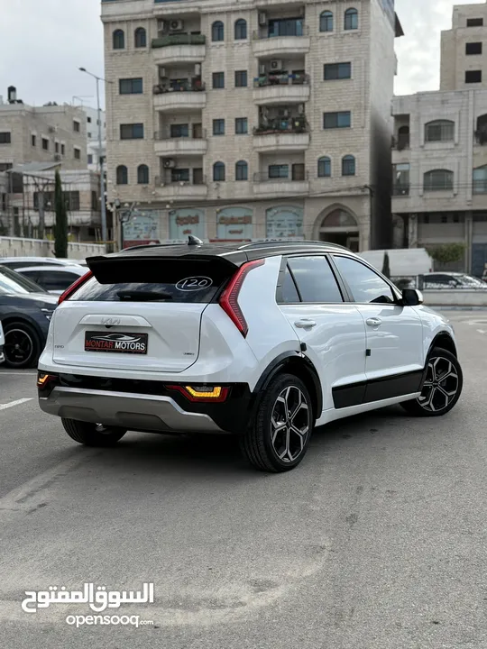 كيا نيرو ترخيص 2023 محرك 1600 هايبرد جير أوتوماتيك 141 حصان