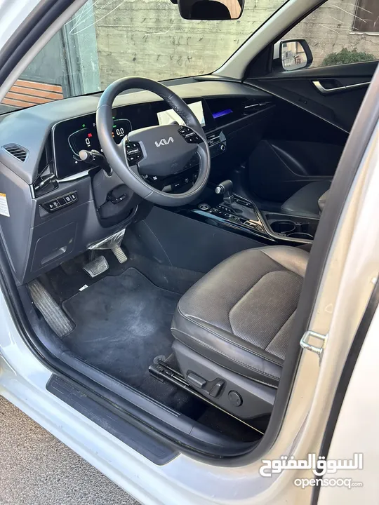 KIA Nero 2023 //  Hybrid // Full option