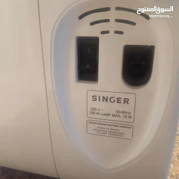 ماكينة خياطة سنجر بحالة الوكالة