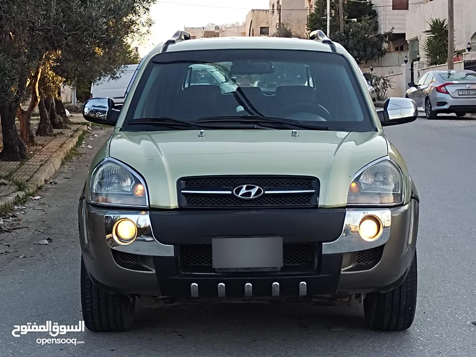 هونداي توسان 4x4 اوتوماتيك 2005 توب نظافة بسعرررر مميززز محرك 2000cc قوي واقتصادي سياره مميزه