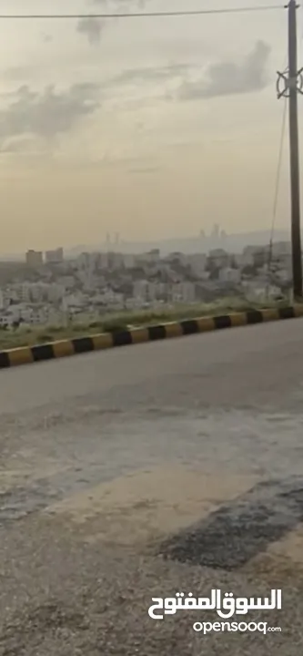 ارض للبيع حوض عويس جنب المرقب بعيدة عن شارع الحزام كيلو خلف مركز امن المنارة