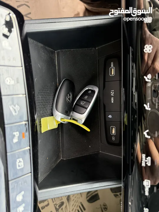 هونداي توسان ترخيص 2020 محرك 1600 بنزين+بطاريه مساعده دفع 4*4