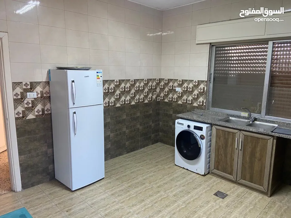 روف مفروش للايجار في جبل الحسين شارع طبريا