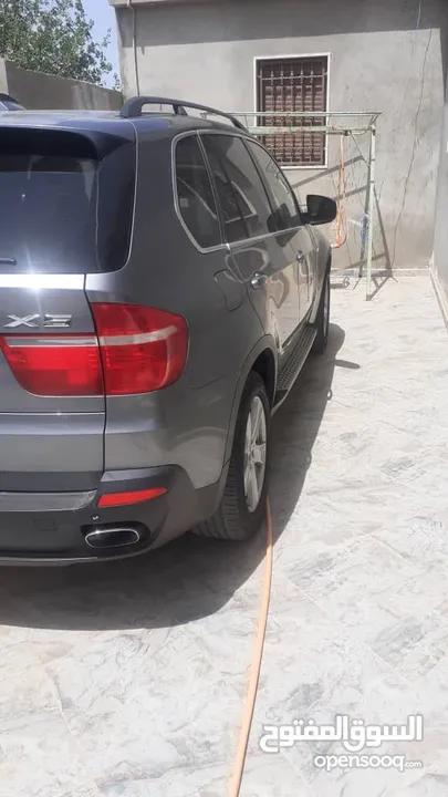 BMW X5 2009 ثلاتة صافات بحاله ممتازه