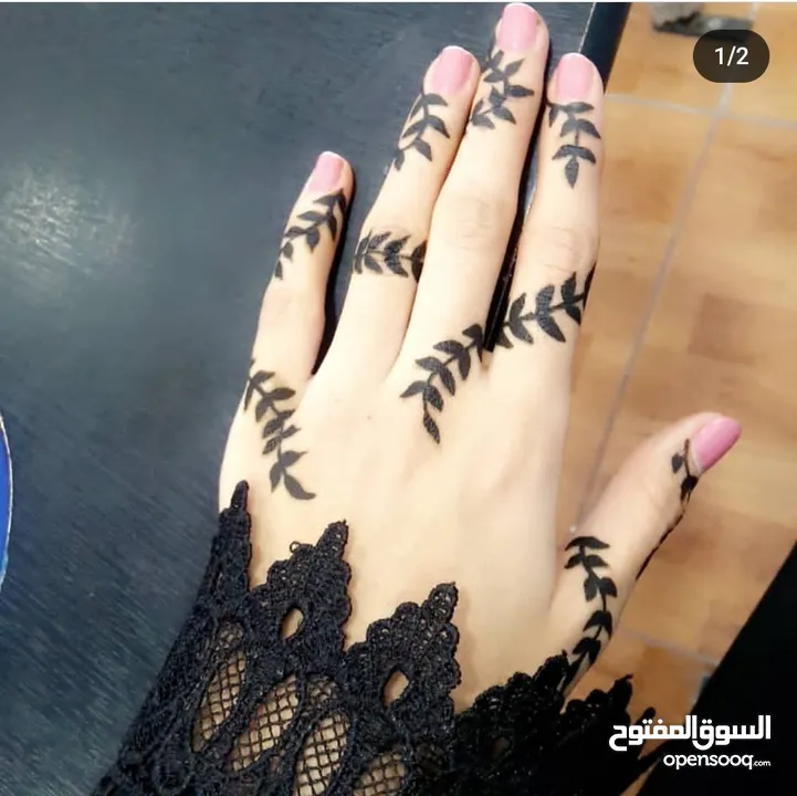رسم حنة احترافي (الخدمة المنزلية متوفرة)