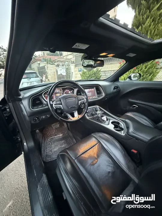 Dodge challenger sxt plus shaker 2018