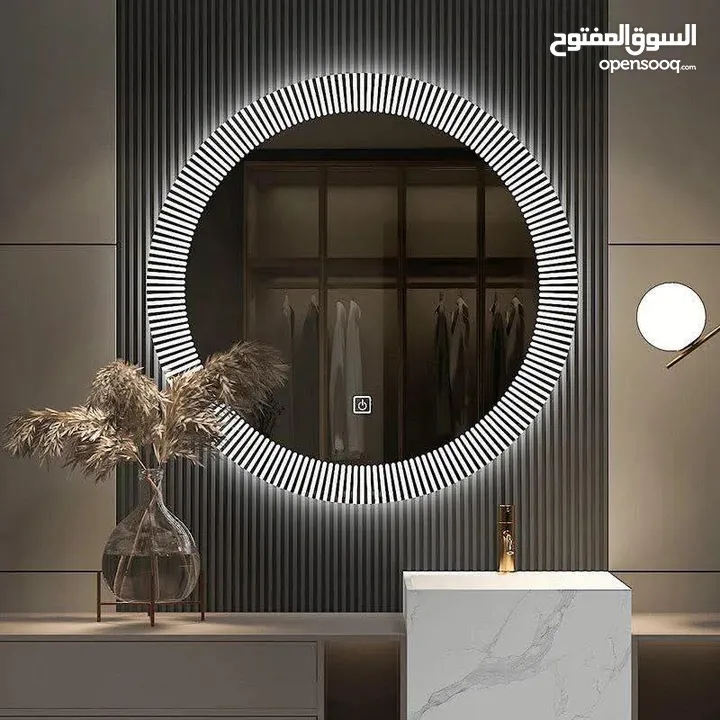 مرآة LED الذكية – إضاءة مميزه جدا ،  تشغيل كهرباء، كبسة لمس، قطر 70 سم.  متوفرة بإطار ذهبي أو بدون