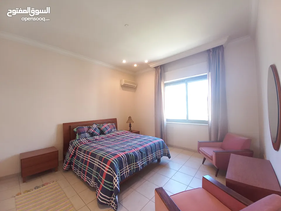 شقة مفروشة للإيجار في الدوار الرابع  ( Property 31962 ) سنوي فقط