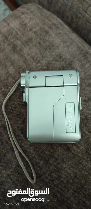 كاميرا عدد2 الاولي panasonic شريط عادي vhs والثانية Dv cam ديجيتال
