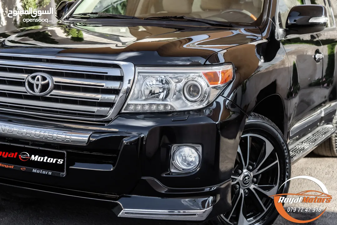 Toyota Land Cruiser 2015 GX-R    يمكن التمويل بالتعاون مع المؤسسات المعتمدة لدى المعرض