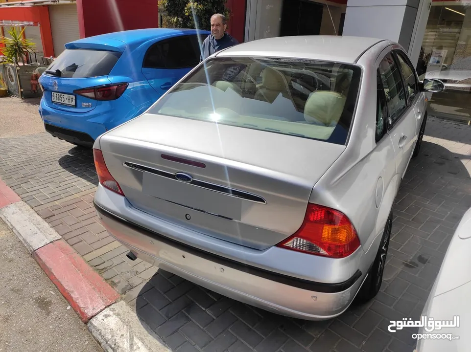 فورد فوكس 2003 أوتوماتيك بحالة ممتازة يد 2 ترخيص وتأمين