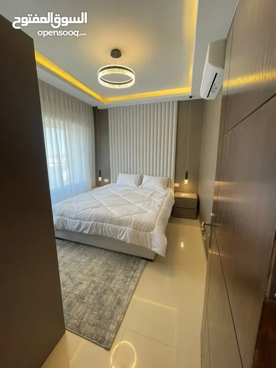 شقه استثمارية  للبيع او للايجار مفروش في الخامس - ref : 14676