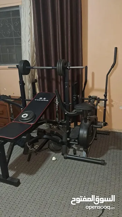 للبيع أجهزة رياضه استخدام مرات معدوده هوم جيم 5مراحل بنش وبار واوزان وبسكليت بسعر حرق