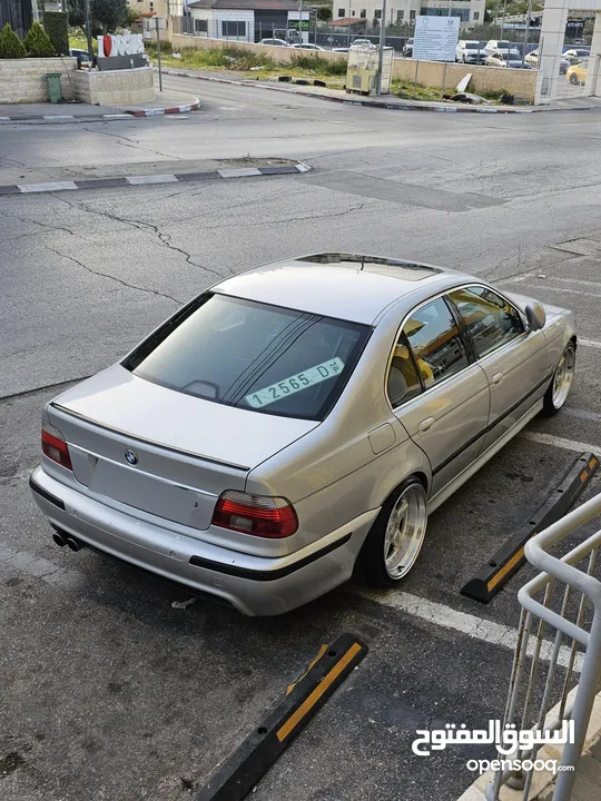 للبيع 525i e39