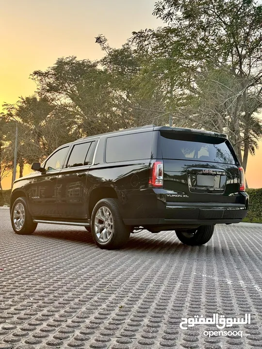 GMC YUKON XL SLT 2015 بحالة ممتازة