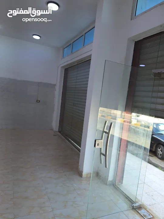 محلات تجارية وشقق للايجار في سوق مغير السرحان موقع مميز